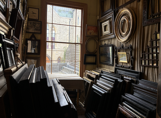Lacy Gallery
