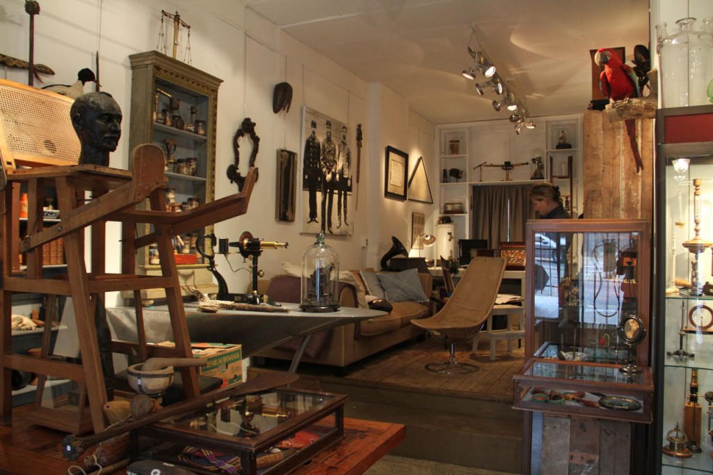 Vincent Nelis, Amsterdam