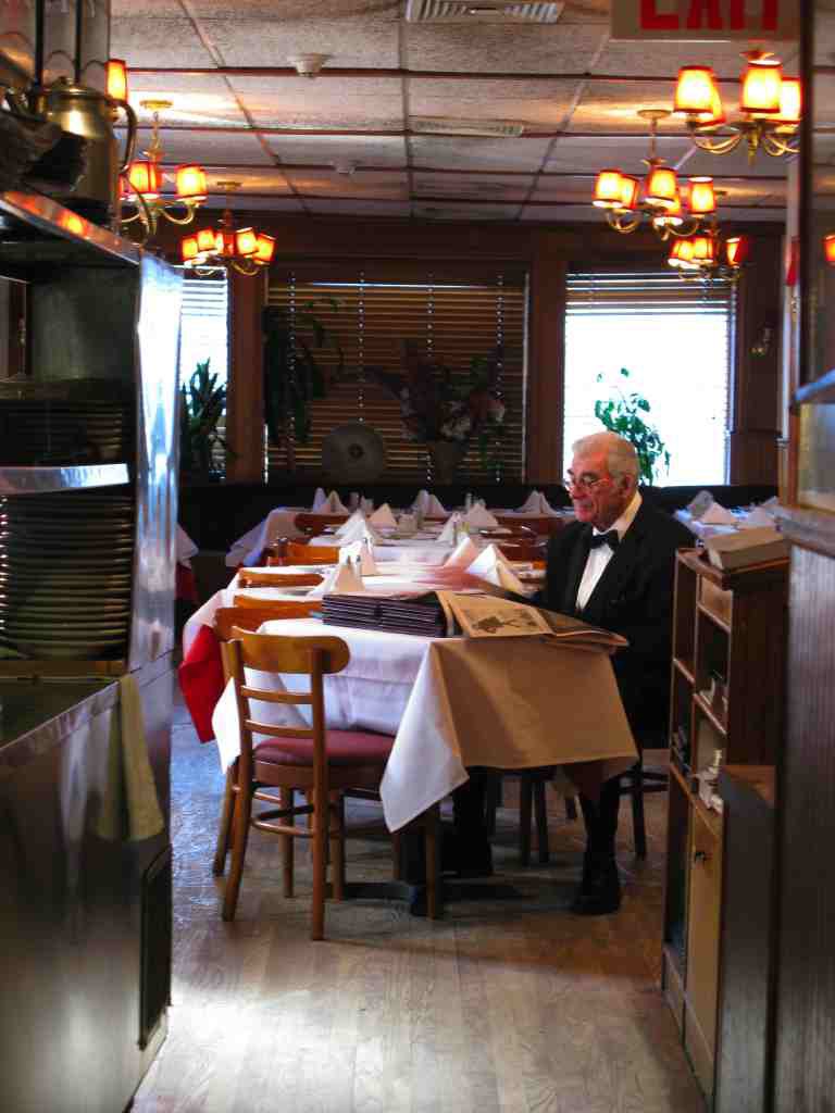 Frankie & Jonnies